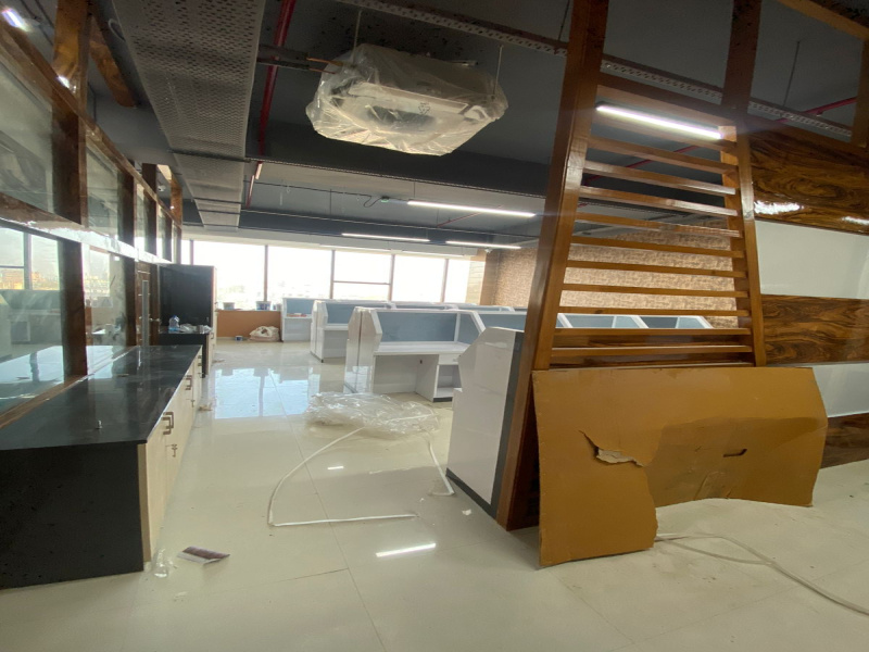  Office Space 1600 Sq.ft. for Rent in AJC Bose Road, Kolkata