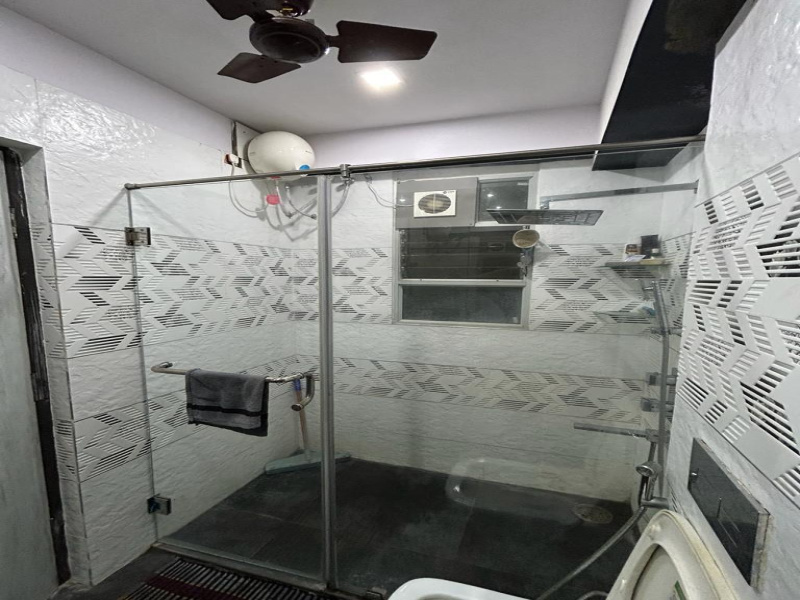 3 BHK 1800 Sq.ft. Apartment for Sale in Jessore Road, Kolkata