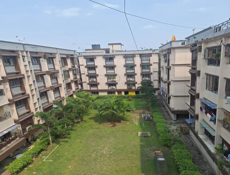 3 BHK 1200 Sq.ft. Apartment for Sale in B T Road, B T Road, Kolkata
