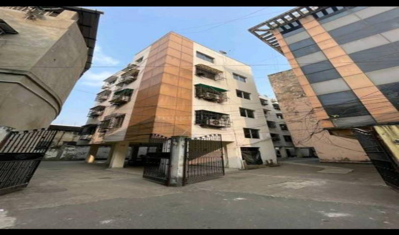  700 Sq.ft. Office Space for Sale in Bowbazar, Kolkata