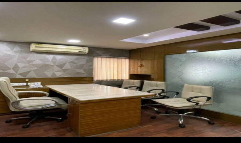  700 Sq.ft. Office Space for Sale in Bowbazar, Kolkata