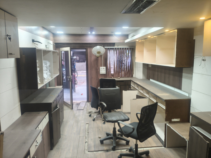  320 Sq.ft. Office Space for Sale in Kankurgachi, Kolkata