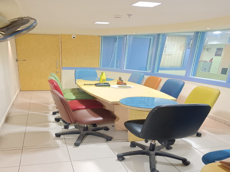 1600 Sq.ft. Office Space for Rent in E M Bypass, Kolkata