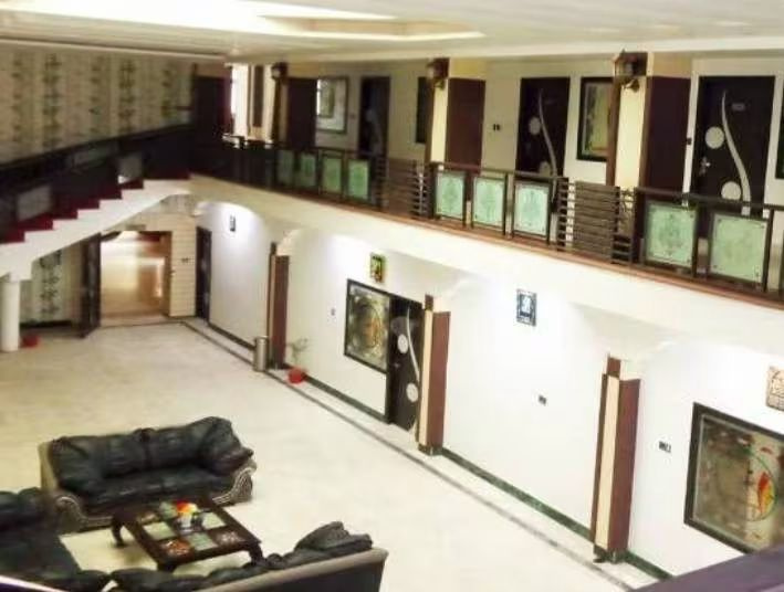  Hotels 900 Sq. Yards for Sale in Najibabad, Bijnor