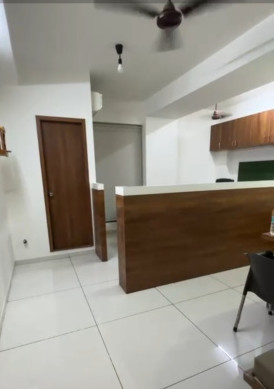  Office Space 400 Sq.ft. for Rent in 150 Feet Ring Road, Rajkot