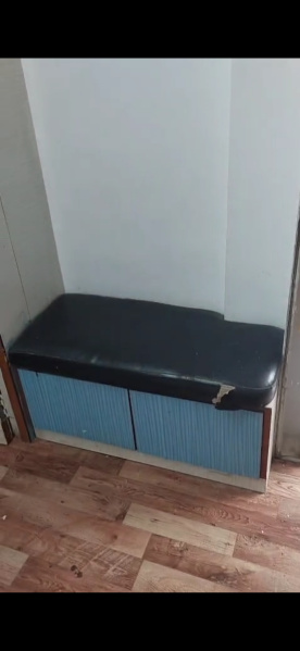  Commercial Shop 100 Sq.ft. for Rent in Sadhu Vasvani Road, Rajkot