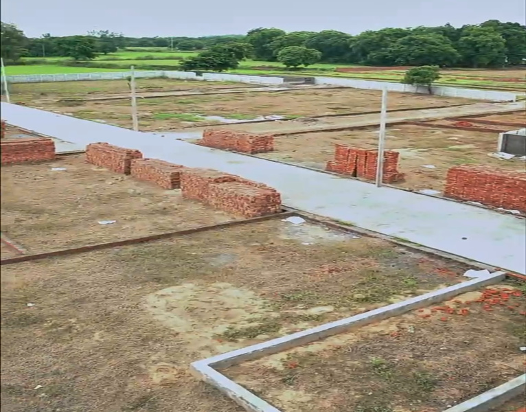  1800 Sq.ft. Residential Plot for Sale in Bilaspur Greater Noida