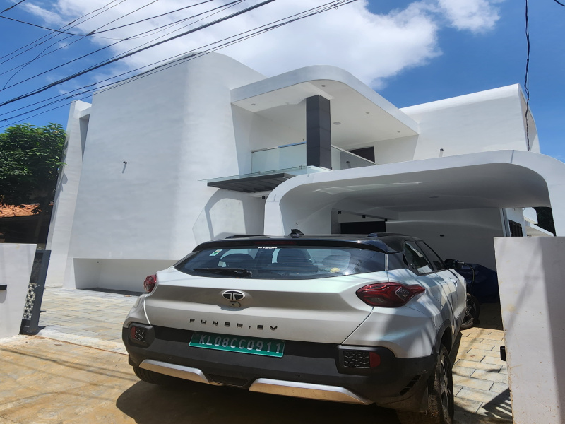 4 BHK House 2250 Sq.ft. for Sale in Kuttanellur, Thrissur