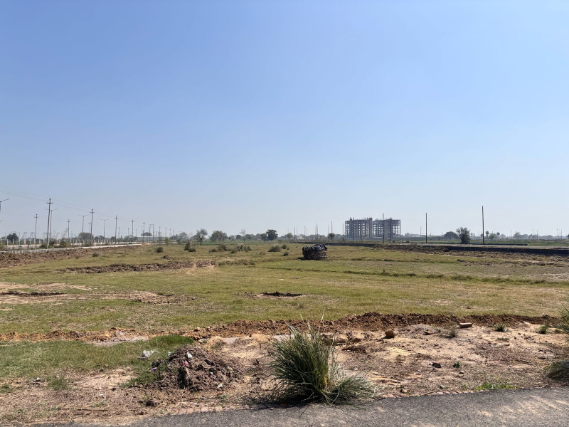  300 Sq. Meter Residential Plot for Sale in Yamuna Expressway, Greater Noida