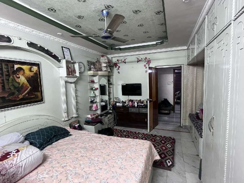 4 BHK Apartment 2200 Sq.ft. for Sale in V I P Road, Kolkata