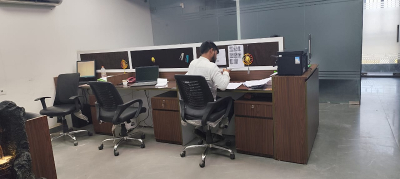  Office Space 2000 Sq.ft. for Rent in Swaroop Nagar, Delhi