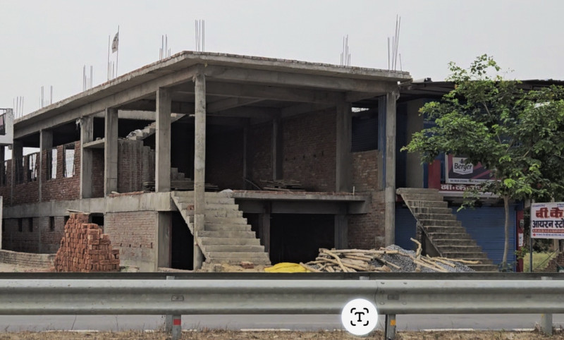  Showroom 2000 Sq.ft. for Rent in Palhani Block, Azamgarh