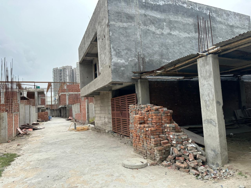 900 Sq.ft. Residential Plot for Sale in Sector 73 Noida