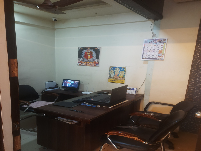  Commercial Shop 344 Sq.ft. for Rent in Nashik Road