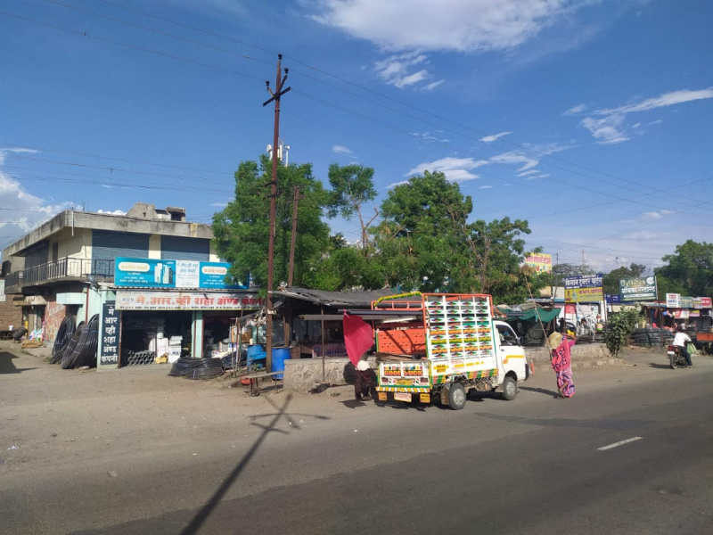  418 Sq.ft. Commercial Shop for Sale in Yeola, Nashik
