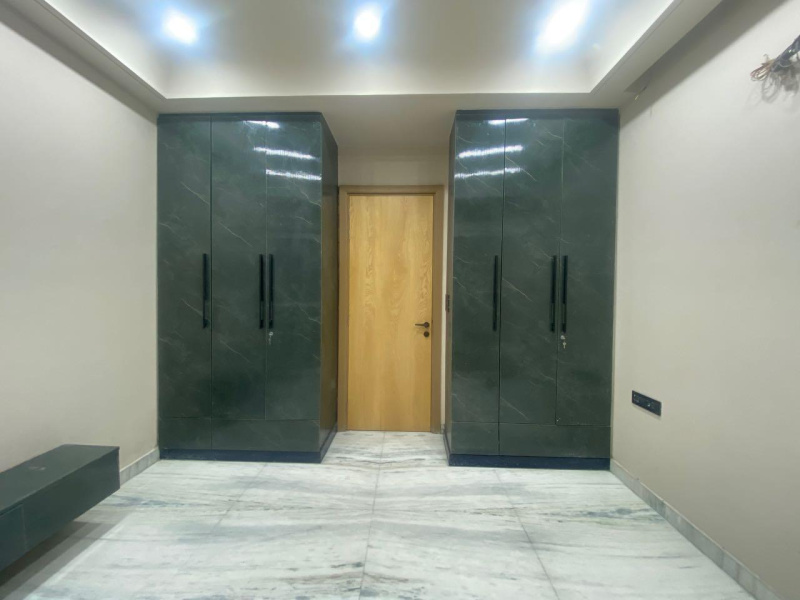 4 BHK 175 Sq. Yards Builder Floor for Sale in Sector 26 Rohini, Delhi