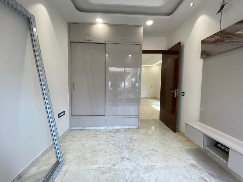 2 BHK 750 Sq.ft. Builder Floor for Sale in Sector 11 Rohini, Delhi