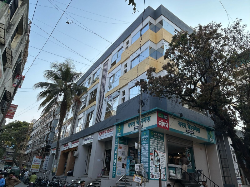  351 Sq.ft. Office Space for Sale in Gole Colony, Nashik