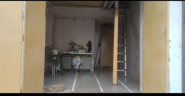  Commercial Shop 450 Sq.ft. for Rent in Hadapsar, Pune