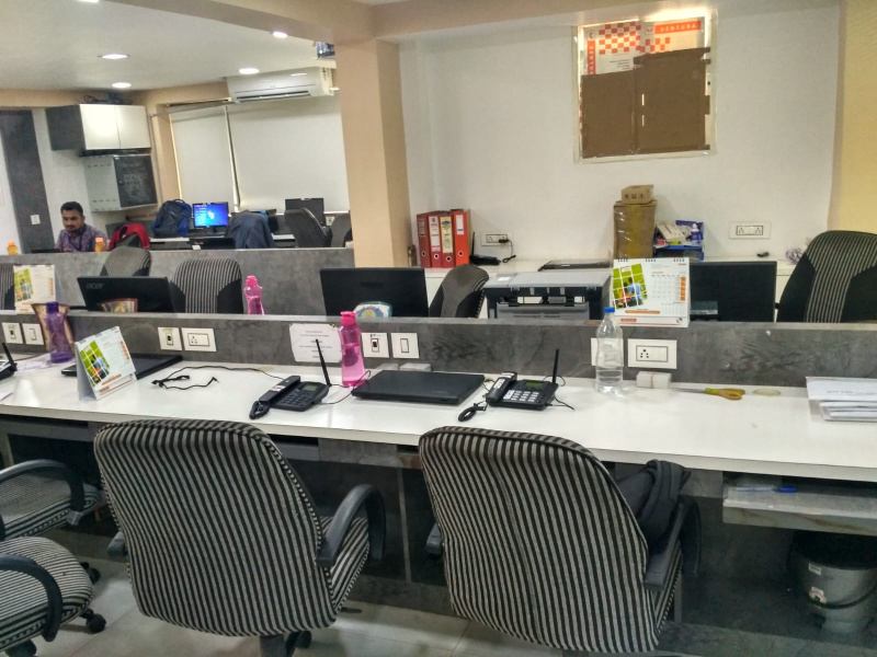  2120 Sq.ft. Office Space for Rent in Prahlad Nagar, Ahmedabad