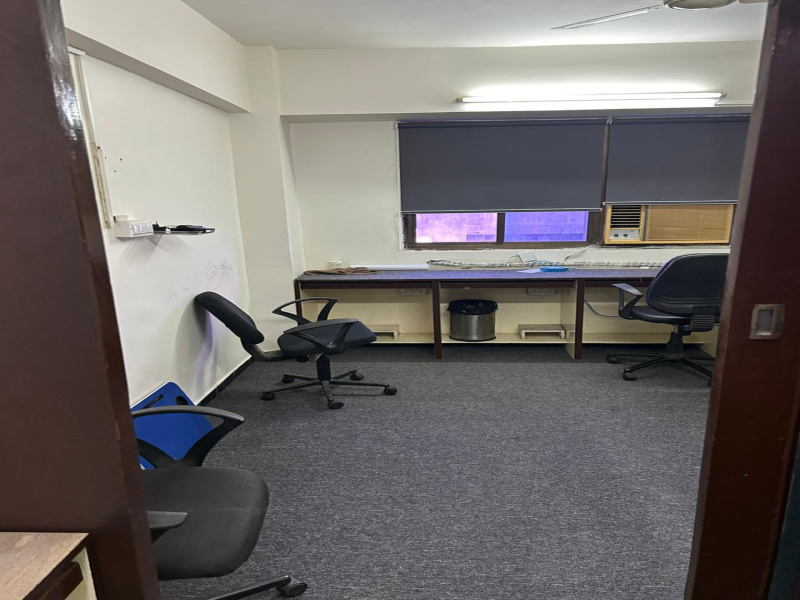  2350 Sq.ft. Office Space for Rent in Satellite, Ahmedabad