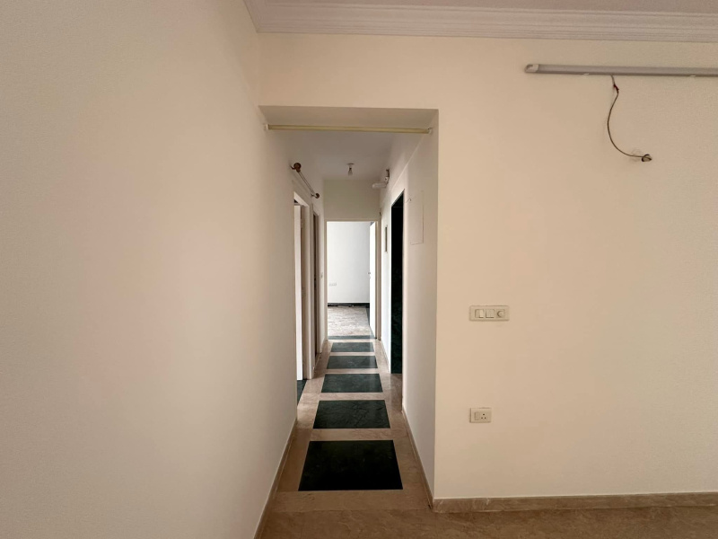 2 BHK 1000 Sq.ft. Apartment for Sale in Hiranandani Meadows, Thane