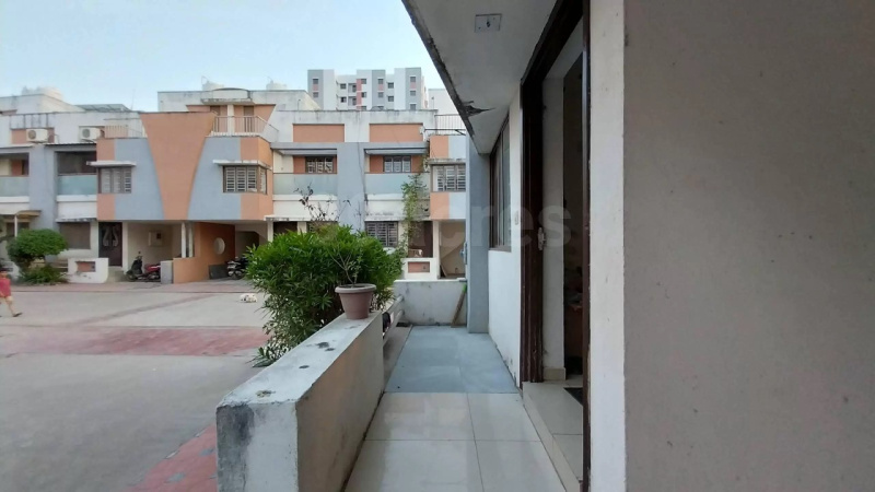 3 BHK 1200 Sq.ft. Villa for Sale in Atladra, Vadodara