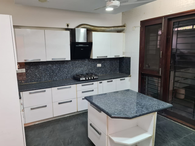 5 BHK 4225 Sq.ft. Apartment for Rent in Cv Raman Nagar, Bangalore