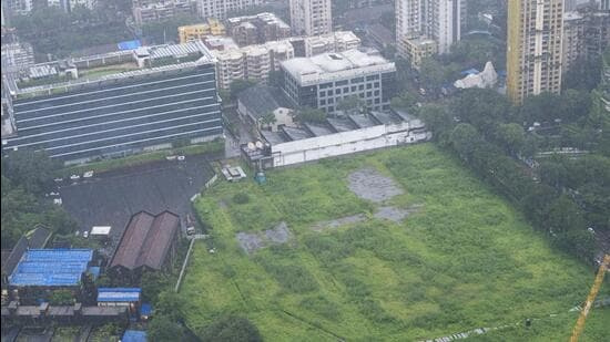  15000 Sq.ft. Residential Plot for Sale in Worli, Mumbai