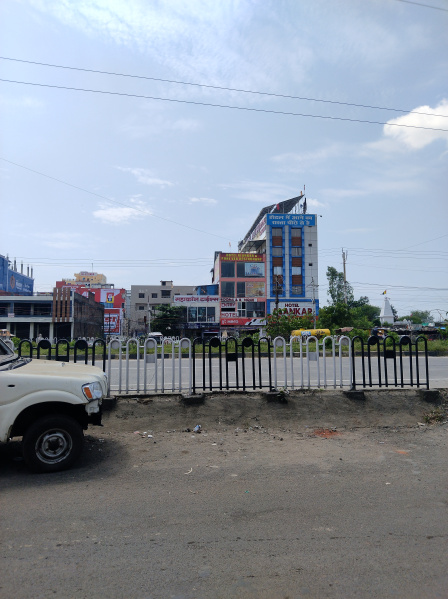 900 Sq.ft. Commercial Shop for Rent in Hoshangabad Road, Bhopal