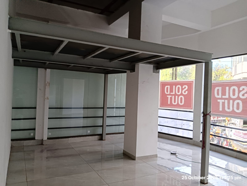 700 Sq.ft. Commercial Shop for Rent in Shukrawar Peth, Pune