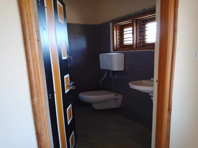 2 BHK 1800 Sq.ft. Apartment for Rent in Peruru, Tirupati