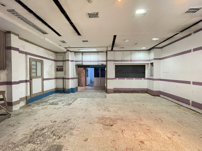  800 Sq.ft. Office Space for Sale in SD Road, Secunderabad