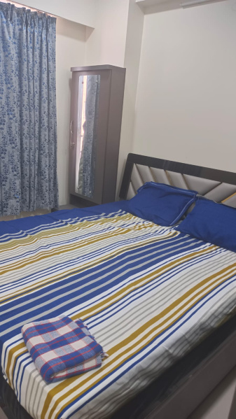 3 BHK 1575 Sq.ft. Apartment for Rent in Jai Ambe Nagar, Thaltej, Ahmedabad