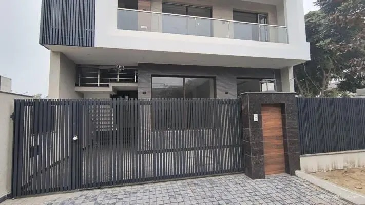 4 BHK 300 Sq. Yards House for Sale in Sector 80 Mohali