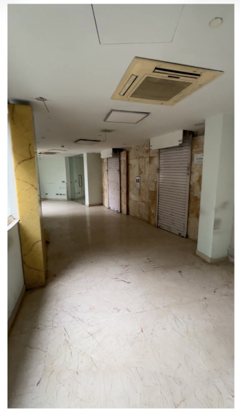  8000 Sq.ft. Office Space for Sale in Kaushambi, Ghaziabad