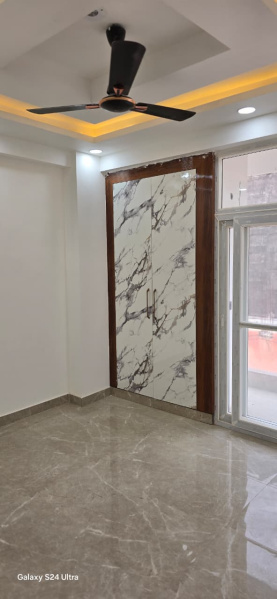 2.5 BHK 350 Sq. Yards Builder Floor for Sale in Sector 73 Noida