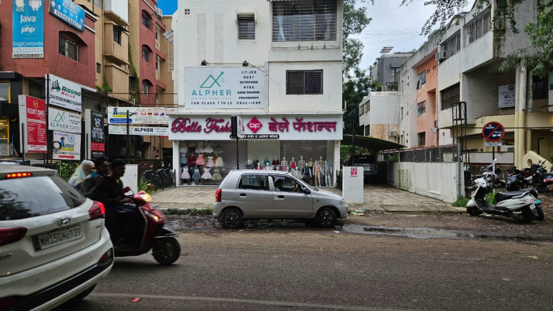  Commercial Shop 600 Sq.ft. for Rent in College Road, Nashik