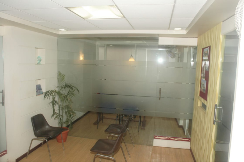  Office Space 900 Sq.ft. for Rent in College Road, Nashik