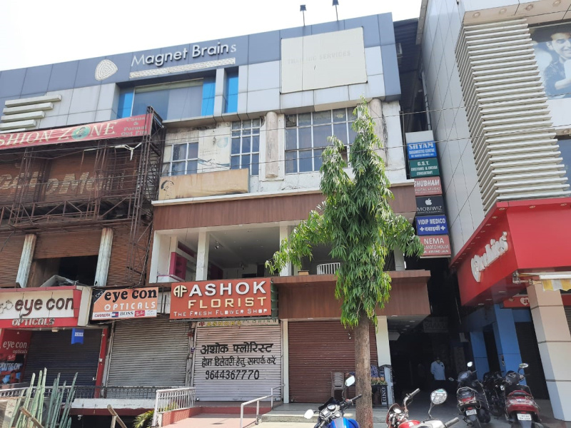  Commercial Shop 180 Sq.ft. for Rent in Arera Colony, Bhopal