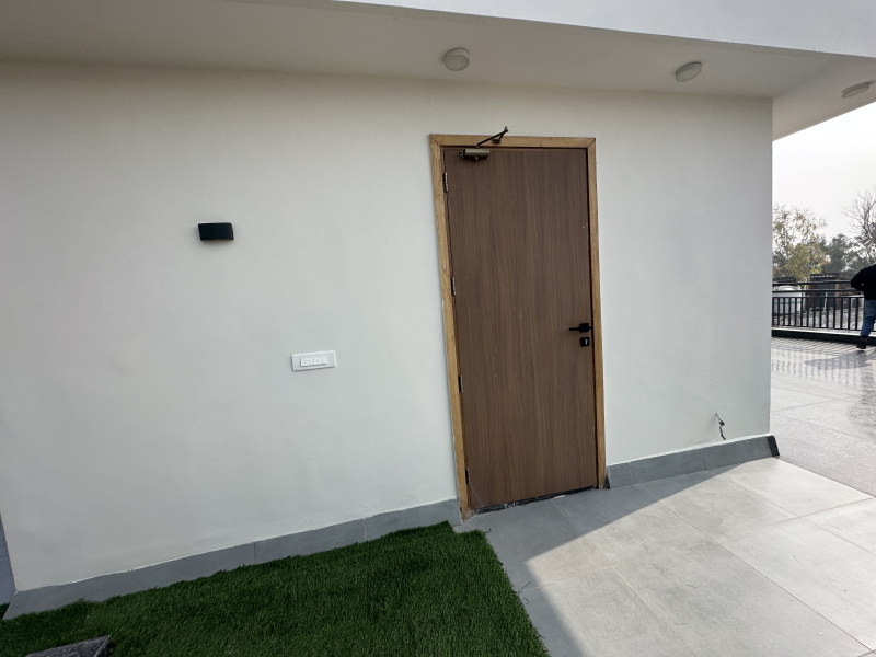 3 BHK 1980 Sq.ft. Builder Floor for Sale in Sarvodaya Enclave, Delhi