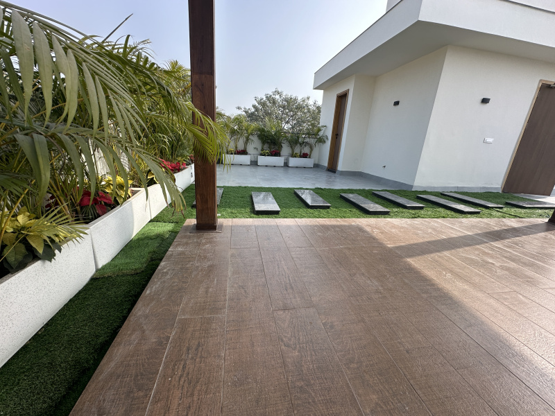 3 BHK 1980 Sq.ft. Builder Floor for Sale in Sarvodaya Enclave, Delhi