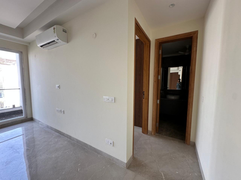 3 BHK 1980 Sq.ft. Builder Floor for Sale in Sarvodaya Enclave, Delhi