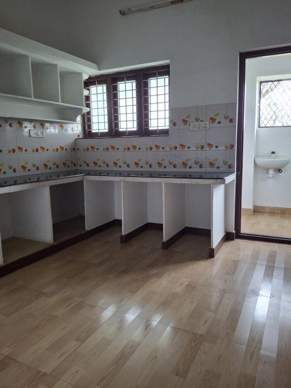 2 BHK 1000 Sq.ft. House for Rent in Chittur Thathamangalam, Palakkad