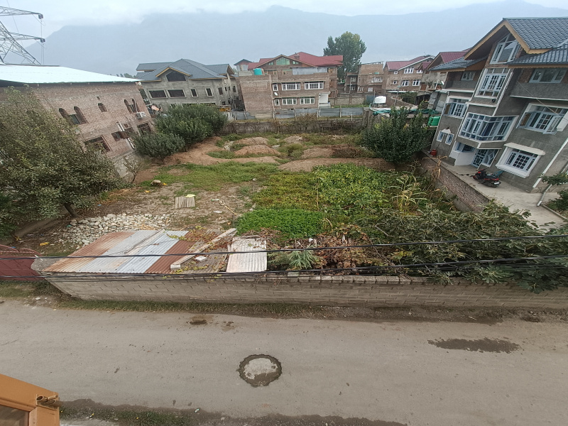  20 Marla Residential Plot for Sale in Zakura, Srinagar