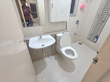 2 BHK Flat for Rent in Vaishno Devi Circle, Sarkhej, Ahmedabad