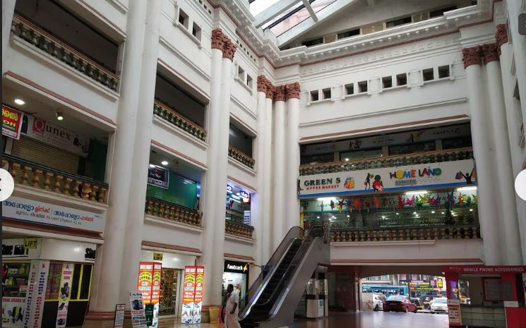  1900 Sq.ft. Commercial Shop for Rent in Fort Road, Kannur
