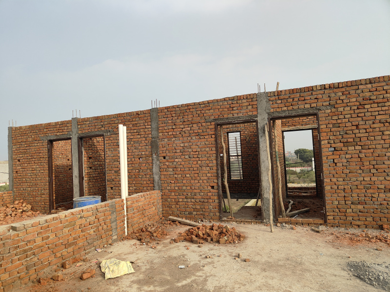 3 BHK 800 Sq.ft. Villa for Sale in Rohta, Agra