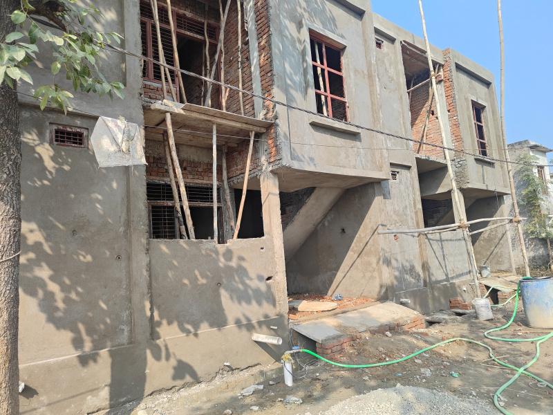 3 BHK 864 Sq.ft. Villa for Sale in Rohta, Agra