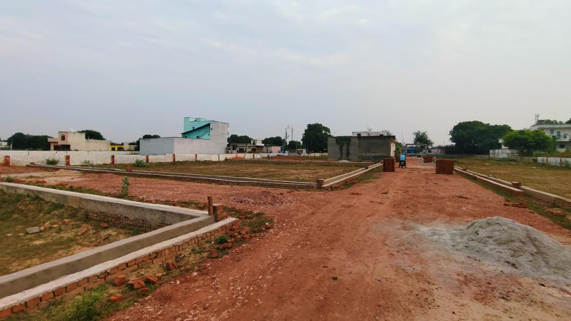  110 Sq. Yards Residential Plot for Sale in Rohta, Agra